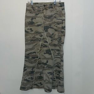 Nori Cameo long skirt